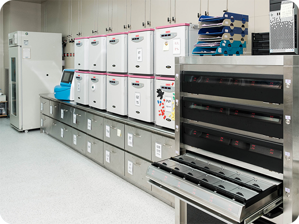 乾式與傳統式培養箱 乾式與傳統式培養箱